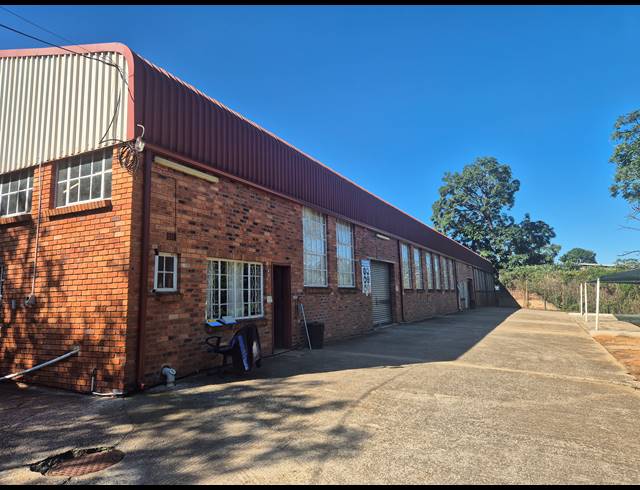 1,547M² WAREHOUSE FOR SALE IN WHITE RIVER INDUSTRIAL